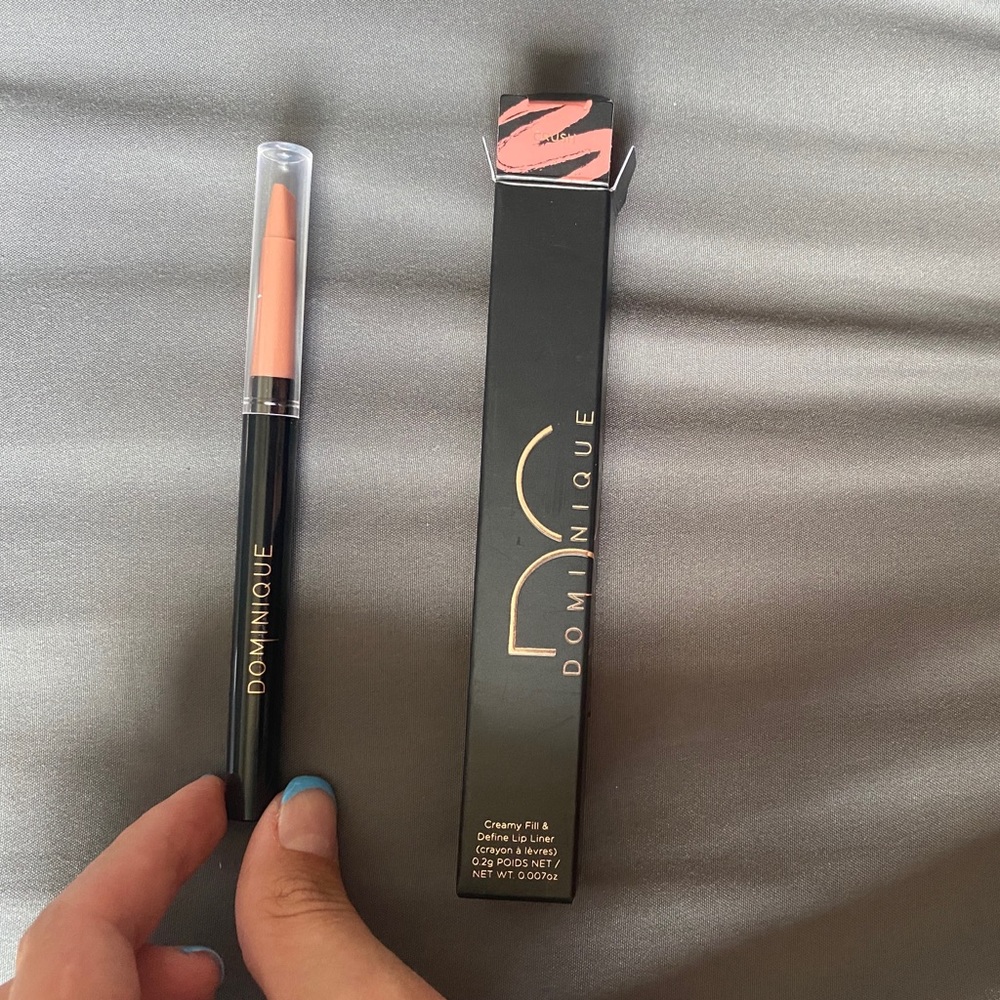 Dominique cosmetics lip liner